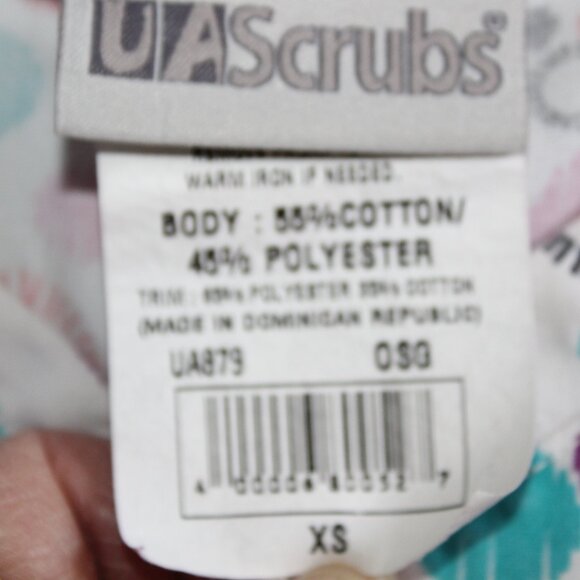 UA Scrubs Women's 4-Pocket V-Neck Scrub Top Multicolor Circles Size XS UA879 - Picture 9 of 10